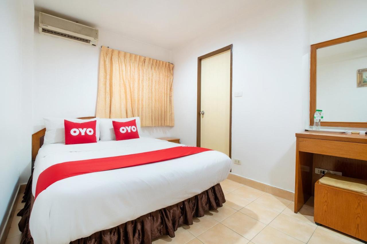 Oyo 811 Jasmine Villa Pattaya Exterior foto