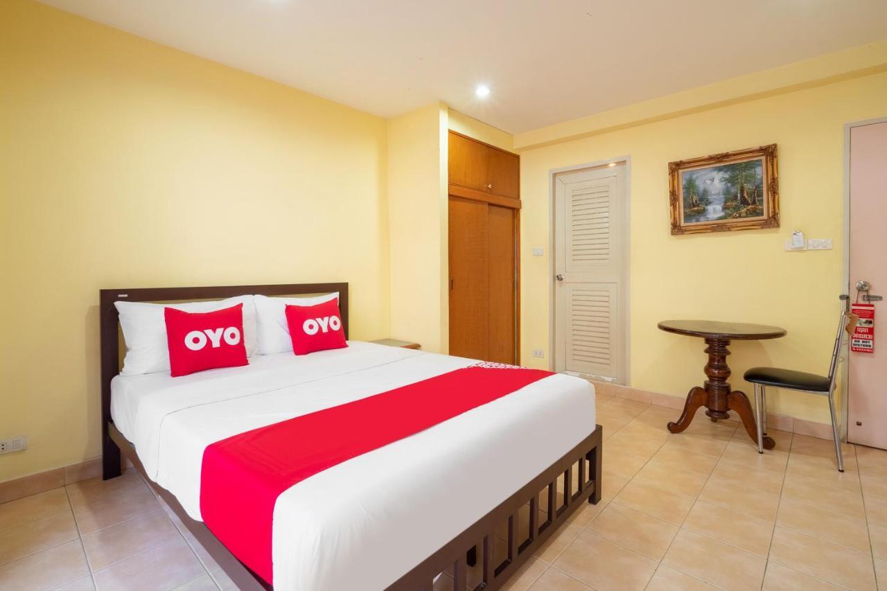 Oyo 811 Jasmine Villa Pattaya Exterior foto