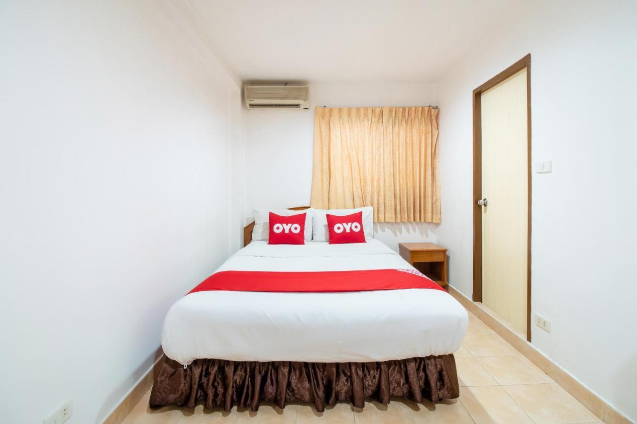 Oyo 811 Jasmine Villa Pattaya Exterior foto